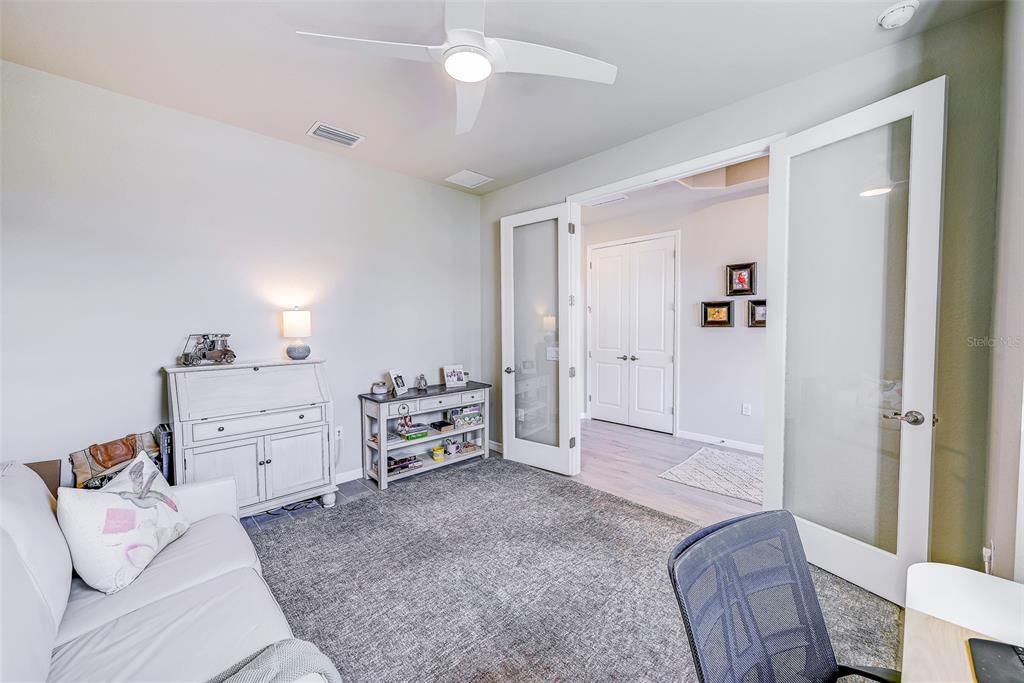 待售: $549,000 (3 贝兹, 2 浴室, 1948 平方英尺)