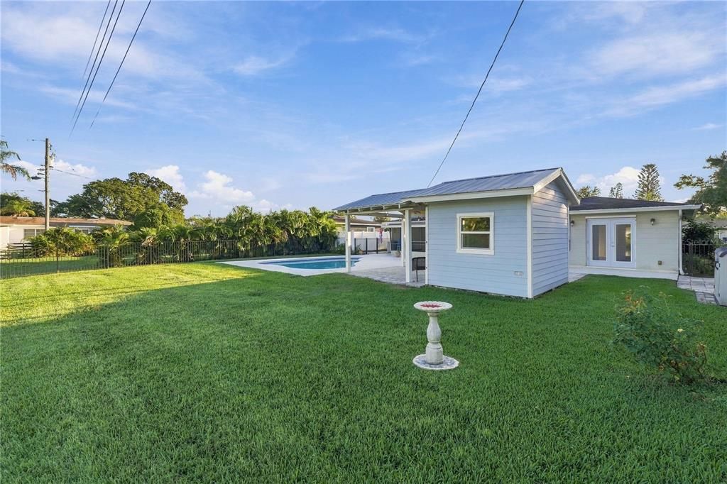 For Sale: $515,000 (2 beds, 2 baths, 1347 Square Feet)