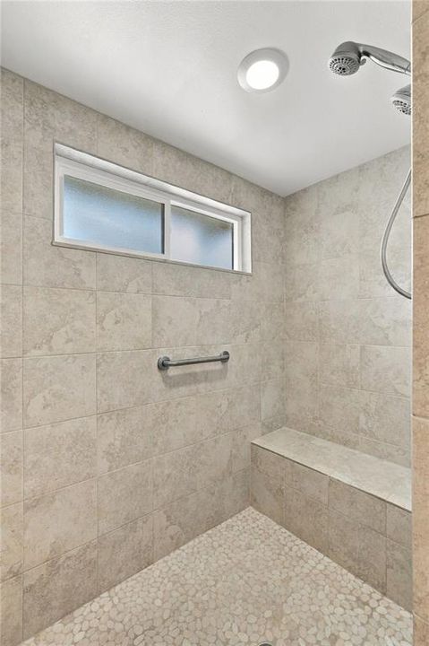 For Sale: $515,000 (2 beds, 2 baths, 1347 Square Feet)