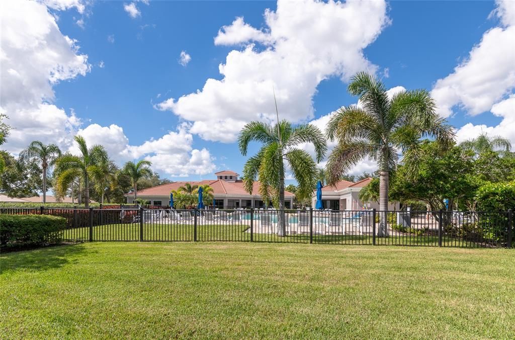 En Venta: $425,000 (2 camas, 2 baños, 1841 Pies cuadrados)