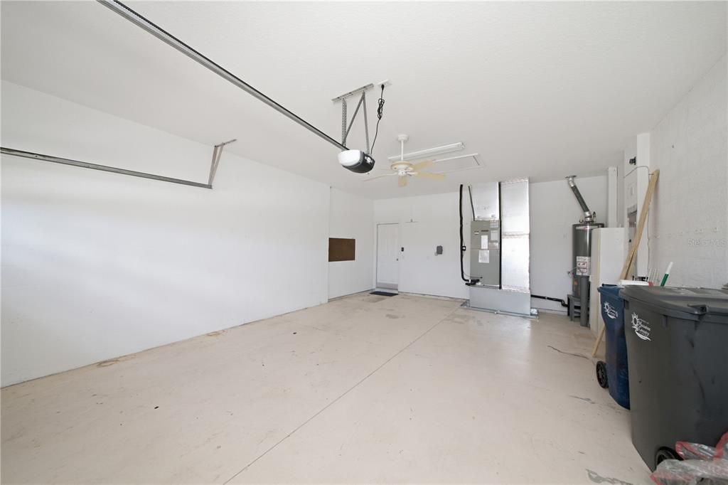 En Venta: $425,000 (2 camas, 2 baños, 1841 Pies cuadrados)