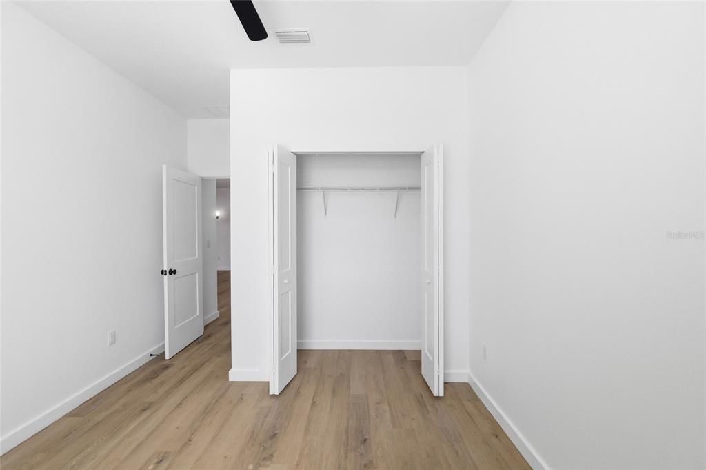 For Rent: $2,000 (3 beds, 2 baths, 1395 Square Feet)