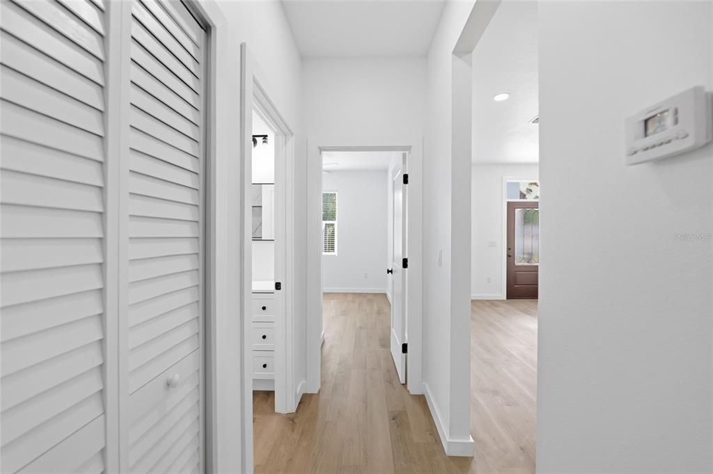 For Rent: $2,000 (3 beds, 2 baths, 1395 Square Feet)