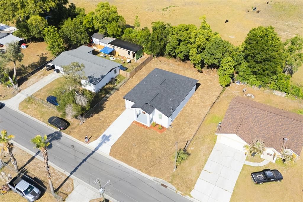 For Rent: $2,000 (3 beds, 2 baths, 1395 Square Feet)