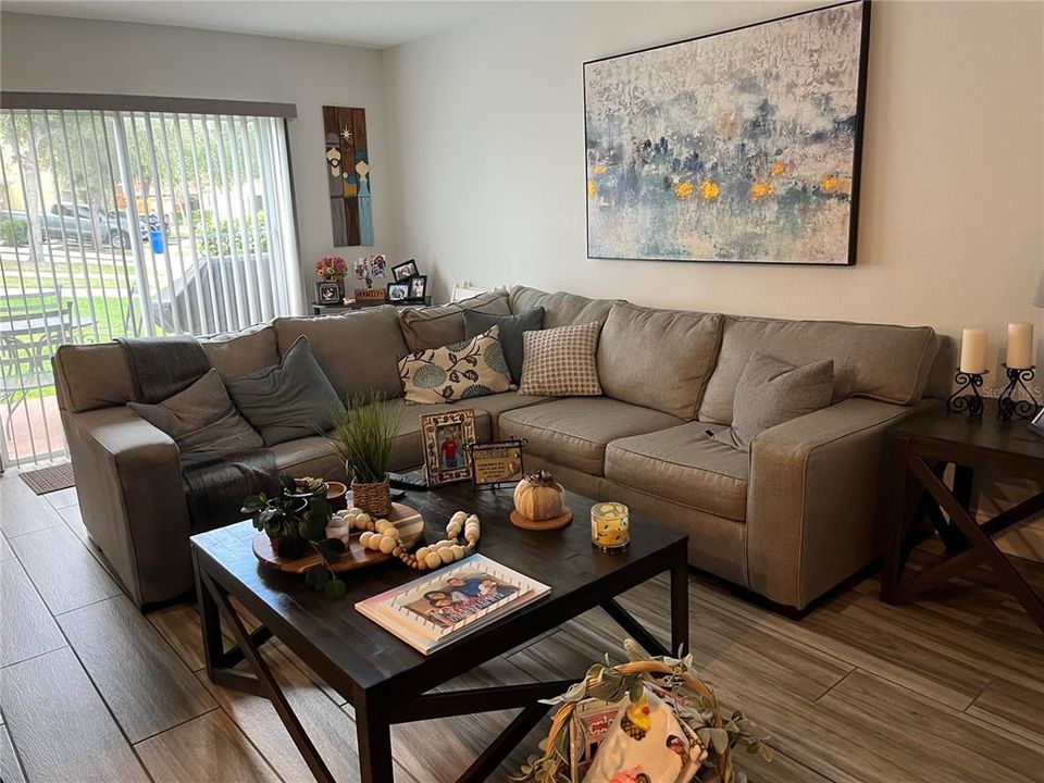 En Renta: $2,400 (3 camas, 2 baños, 1872 Pies cuadrados)