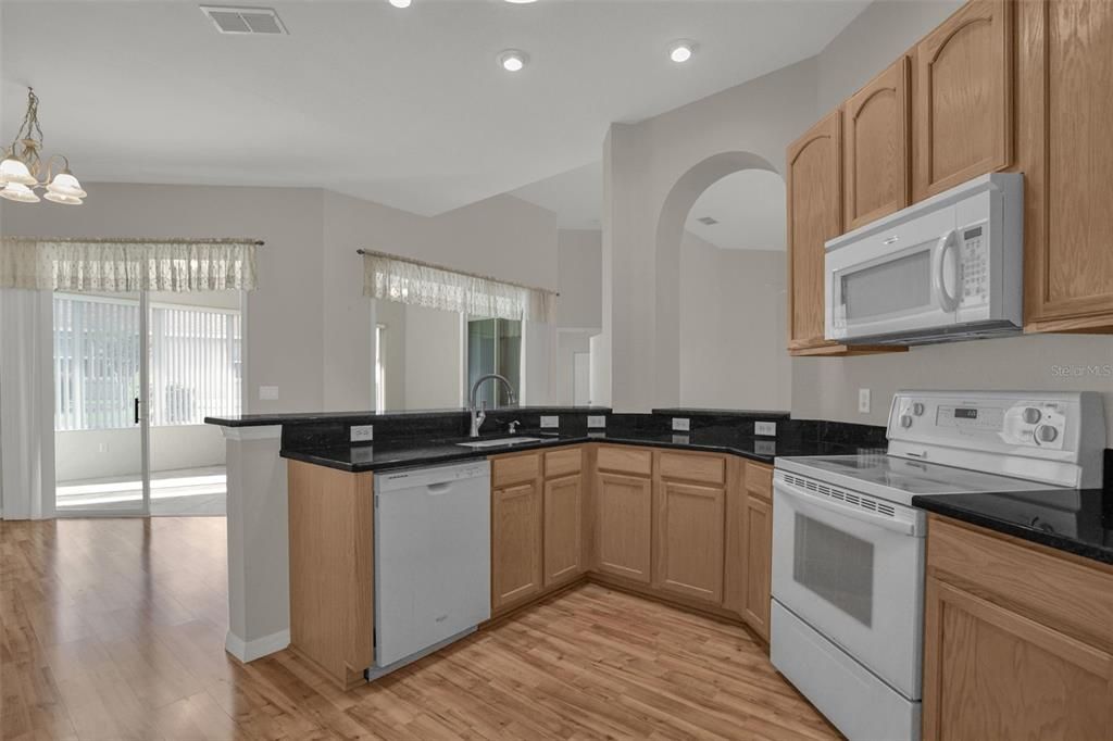 En Venta: $320,000 (3 camas, 2 baños, 1680 Pies cuadrados)
