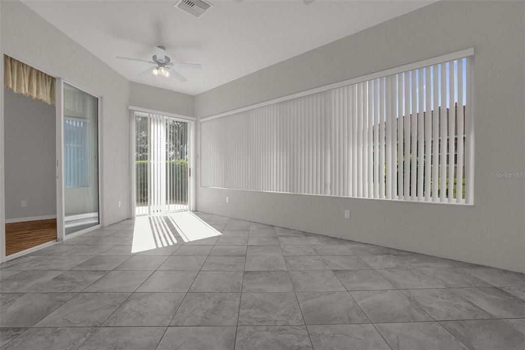 En Venta: $320,000 (3 camas, 2 baños, 1680 Pies cuadrados)