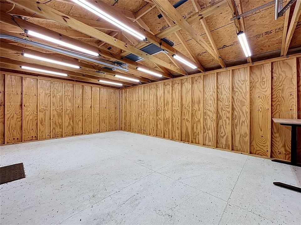 На продажу: $320,000 (2 спален, 2 ванн, 1152 Квадратных фут)