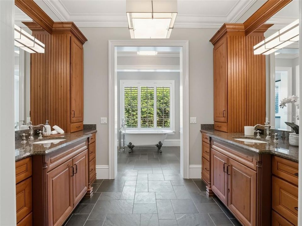 На продажу: $3,495,000 (5 спален, 5 ванн, 4483 Квадратных фут)