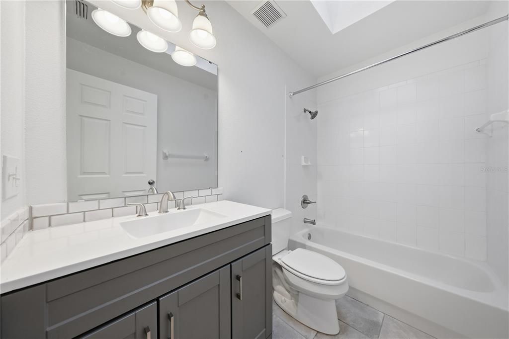 For Sale: $319,900 (3 beds, 2 baths, 1176 Square Feet)