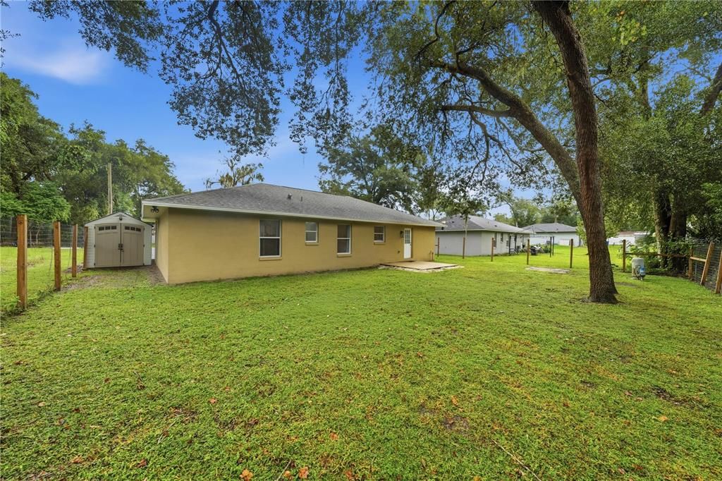 For Sale: $319,900 (3 beds, 2 baths, 1176 Square Feet)