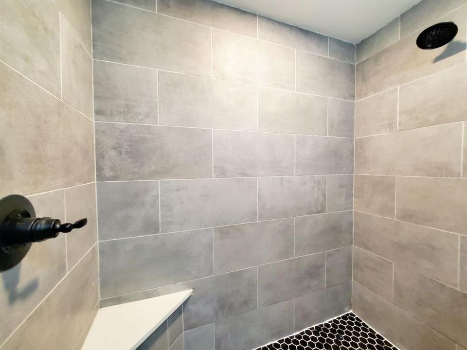 В аренду: $2,300 (4 спален, 2 ванн, 1478 Квадратных фут)