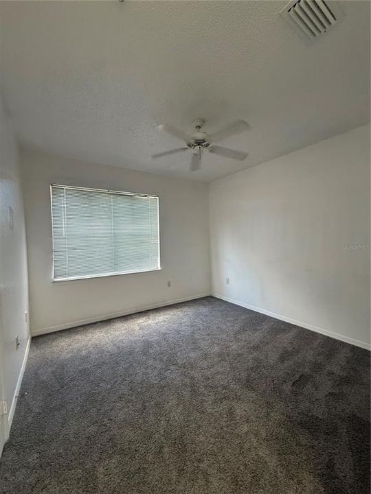 For Rent: $1,200 (1 beds, 1 baths, 732 Square Feet)