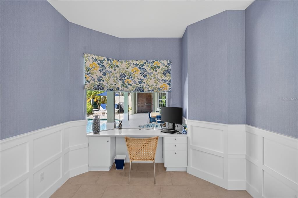 For Sale: $1,100,000 (3 beds, 3 baths, 2467 Square Feet)