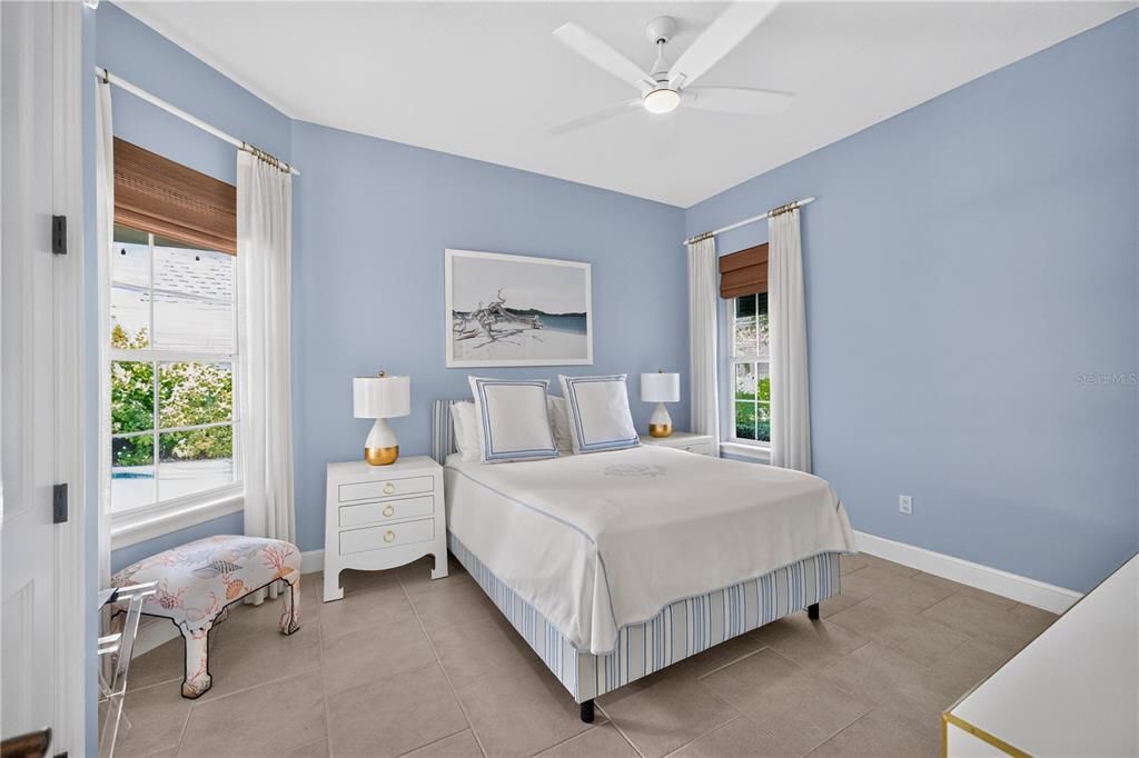 For Sale: $1,100,000 (3 beds, 3 baths, 2467 Square Feet)