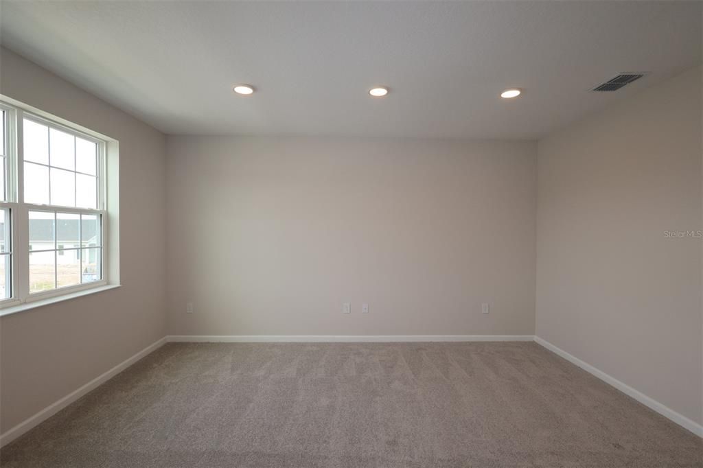En Venta: $534,990 (5 camas, 4 baños, 3119 Pies cuadrados)