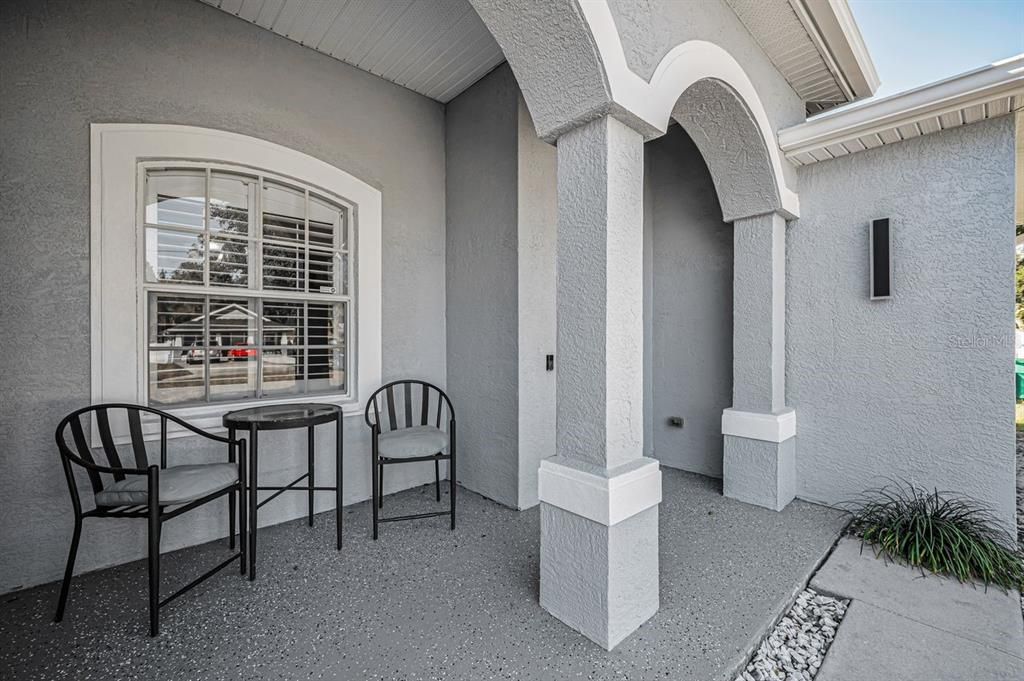На продажу: $465,000 (4 спален, 2 ванн, 1818 Квадратных фут)