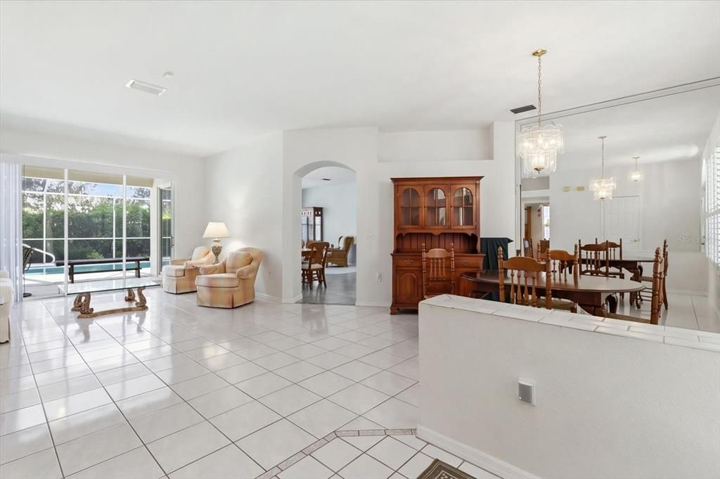 For Sale: $385,000 (3 beds, 2 baths, 2047 Square Feet)