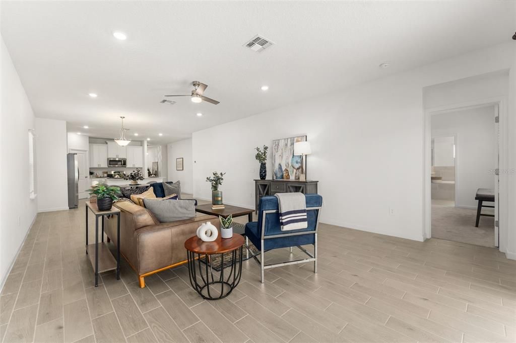 For Sale: $315,000 (3 beds, 2 baths, 2108 Square Feet)