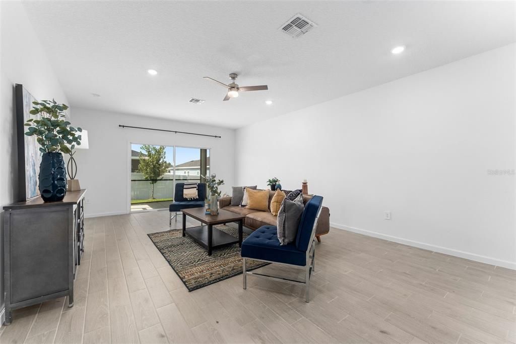 For Sale: $315,000 (3 beds, 2 baths, 2108 Square Feet)