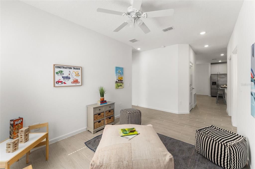 For Sale: $315,000 (3 beds, 2 baths, 2108 Square Feet)