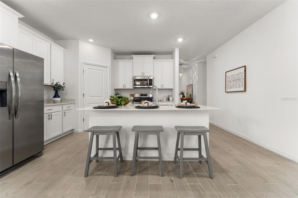 For Sale: $315,000 (3 beds, 2 baths, 2108 Square Feet)