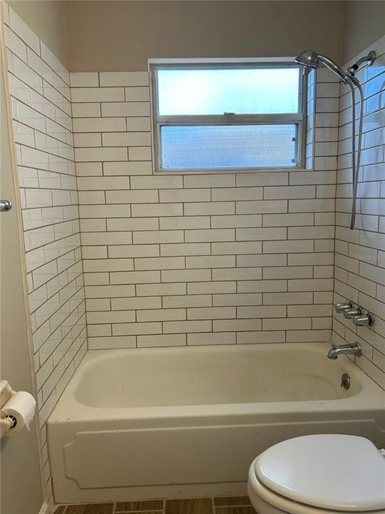 В аренду: $1,625 (2 спален, 1 ванн, 800 Квадратных фут)