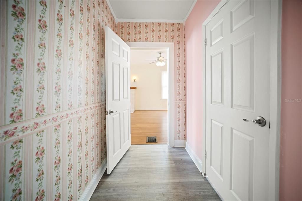 For Sale: $350,000 (4 beds, 2 baths, 2032 Square Feet)