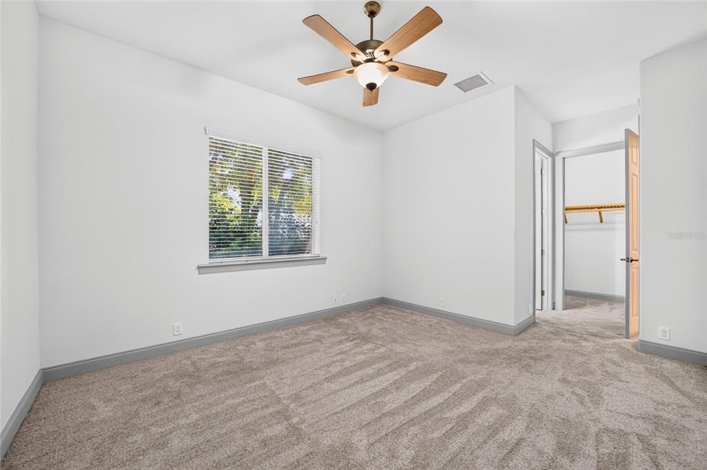 En Venta: $925,000 (4 camas, 4 baños, 3437 Pies cuadrados)