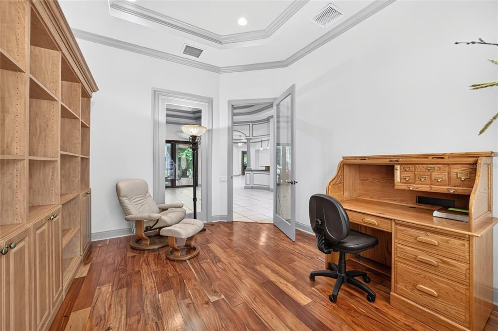 En Venta: $925,000 (4 camas, 4 baños, 3437 Pies cuadrados)