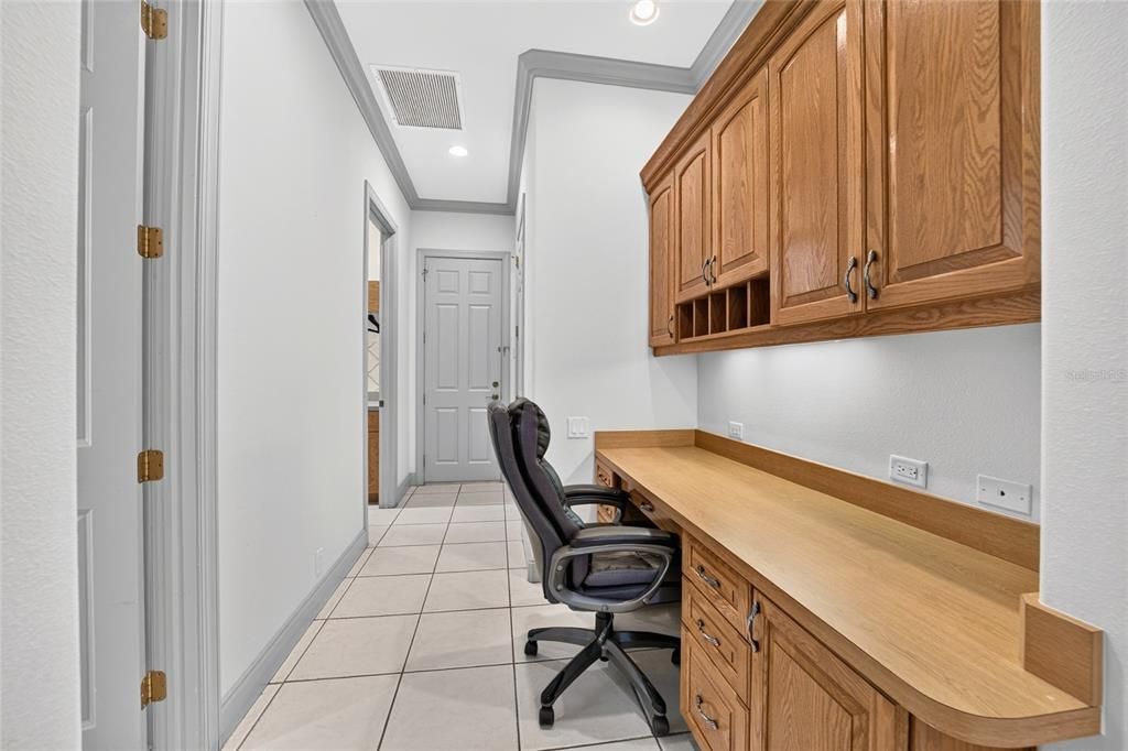 En Venta: $925,000 (4 camas, 4 baños, 3437 Pies cuadrados)
