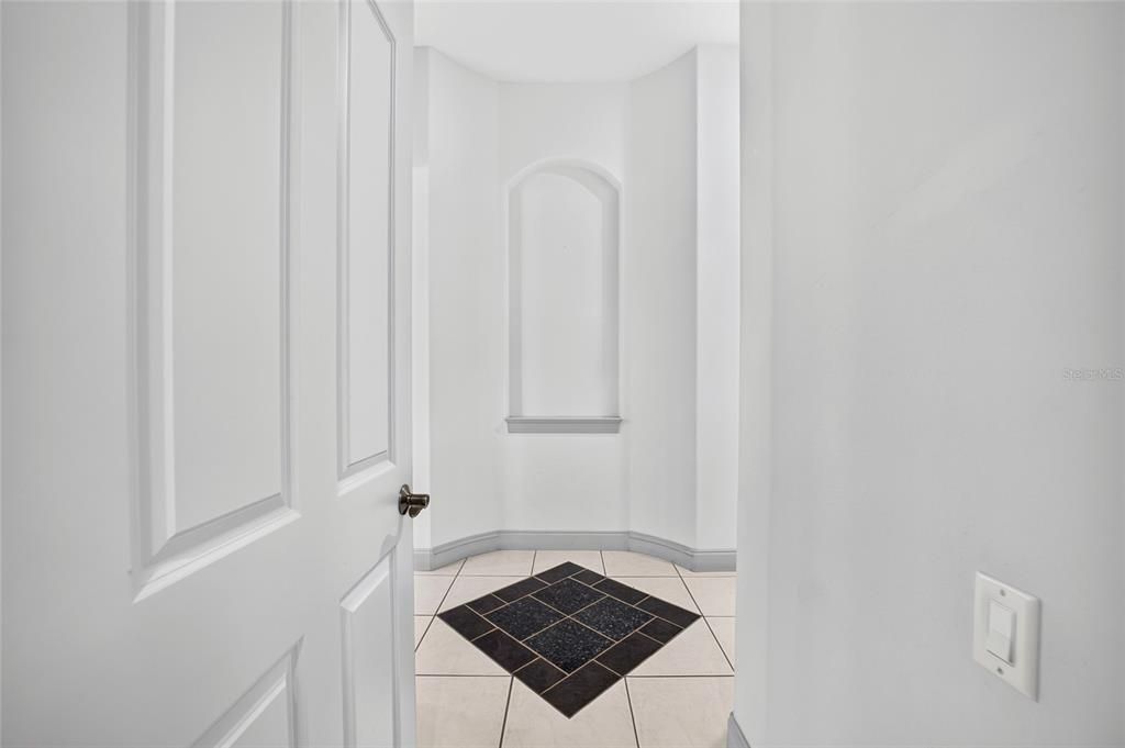 En Venta: $925,000 (4 camas, 4 baños, 3437 Pies cuadrados)