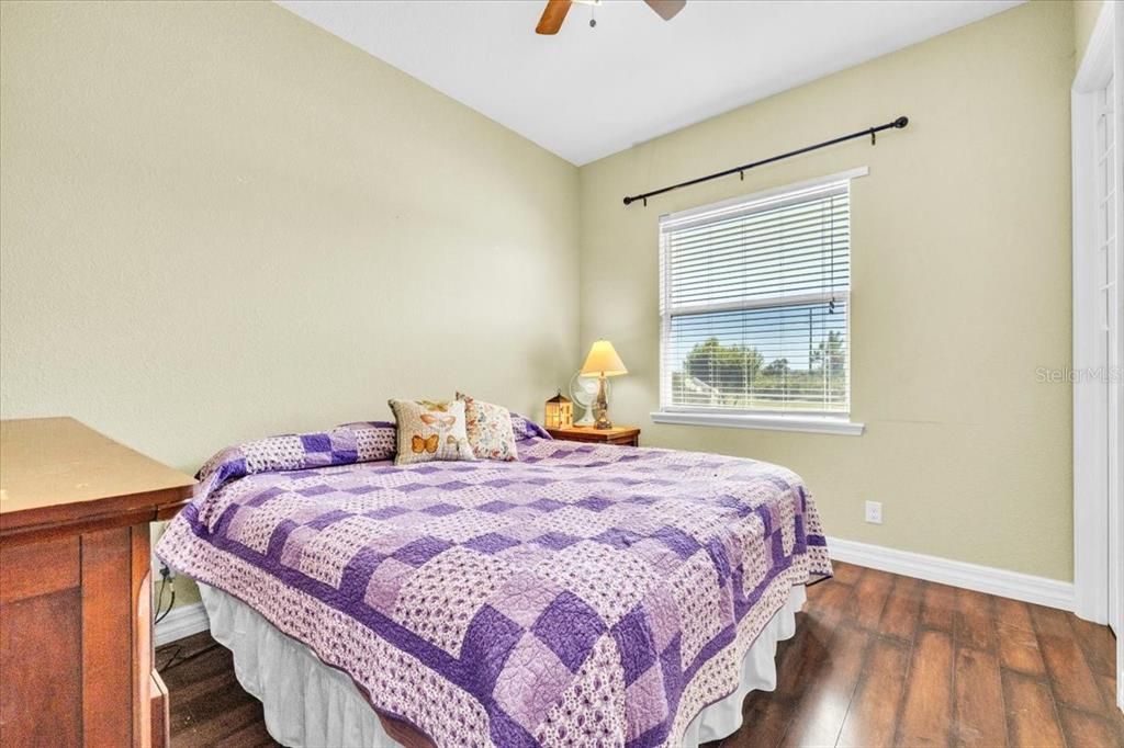 En Venta: $749,000 (4 camas, 2 baños, 2356 Pies cuadrados)