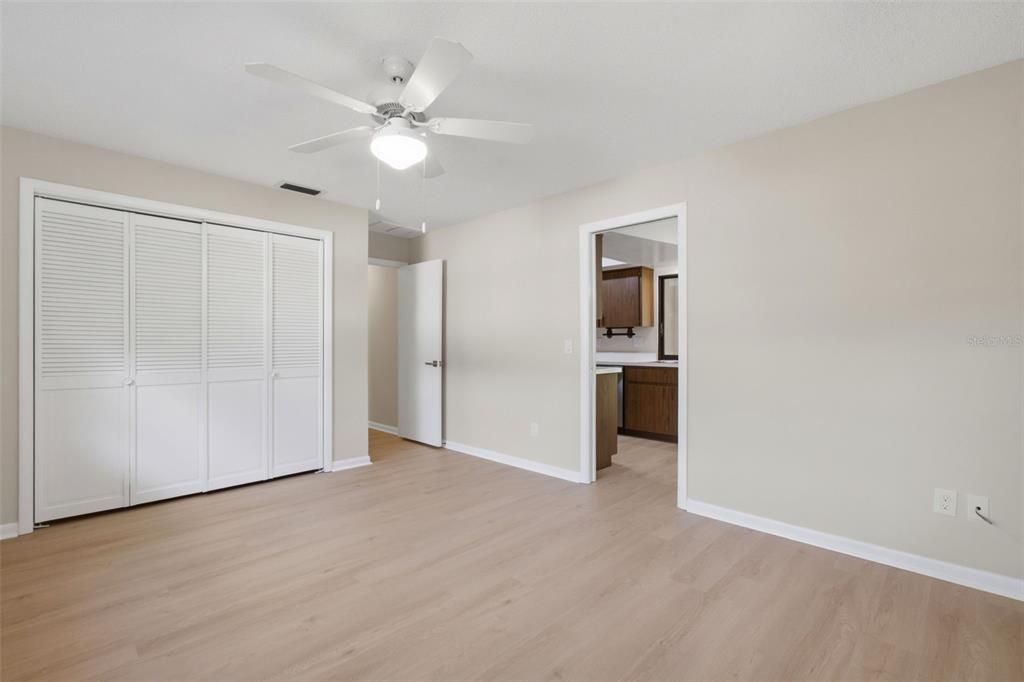 For Sale: $254,999 (3 beds, 2 baths, 1762 Square Feet)