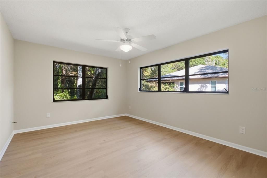 For Sale: $254,999 (3 beds, 2 baths, 1762 Square Feet)
