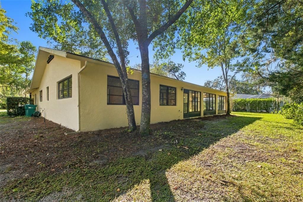 For Sale: $254,999 (3 beds, 2 baths, 1762 Square Feet)