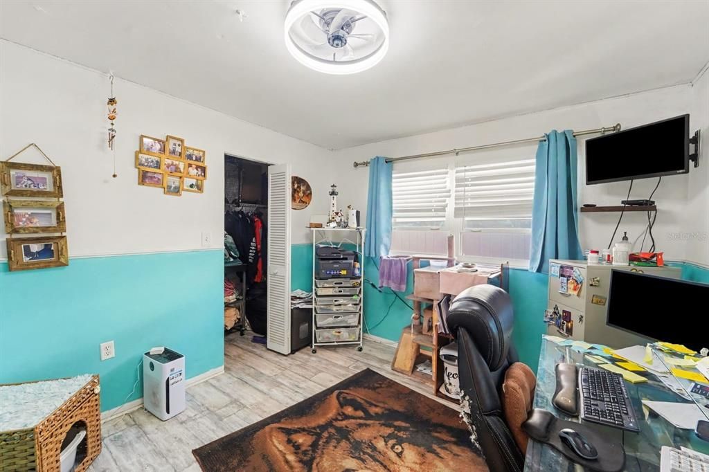 En Venta: $300,000 (3 camas, 2 baños, 1219 Pies cuadrados)
