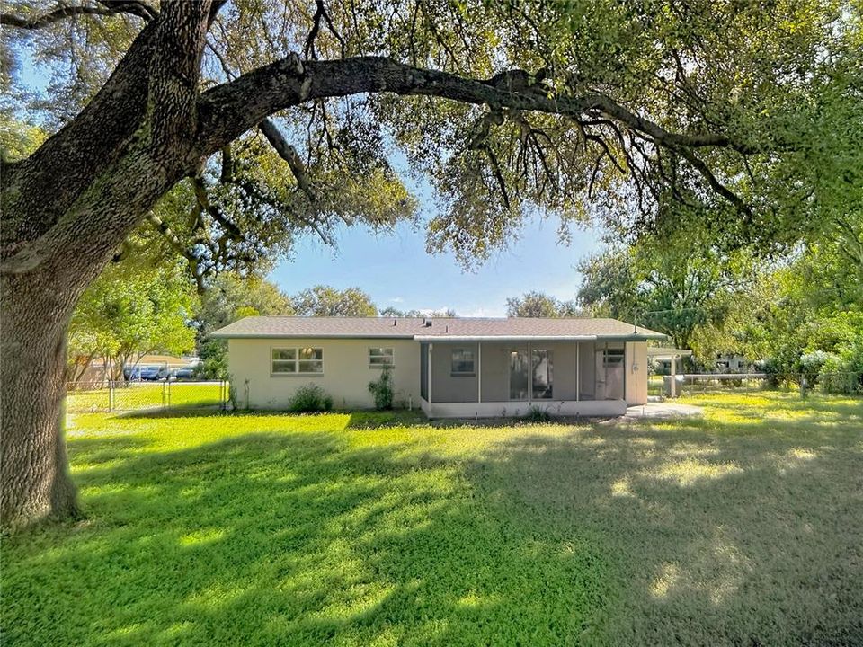 En Venta: $269,900 (3 camas, 2 baños, 1140 Pies cuadrados)