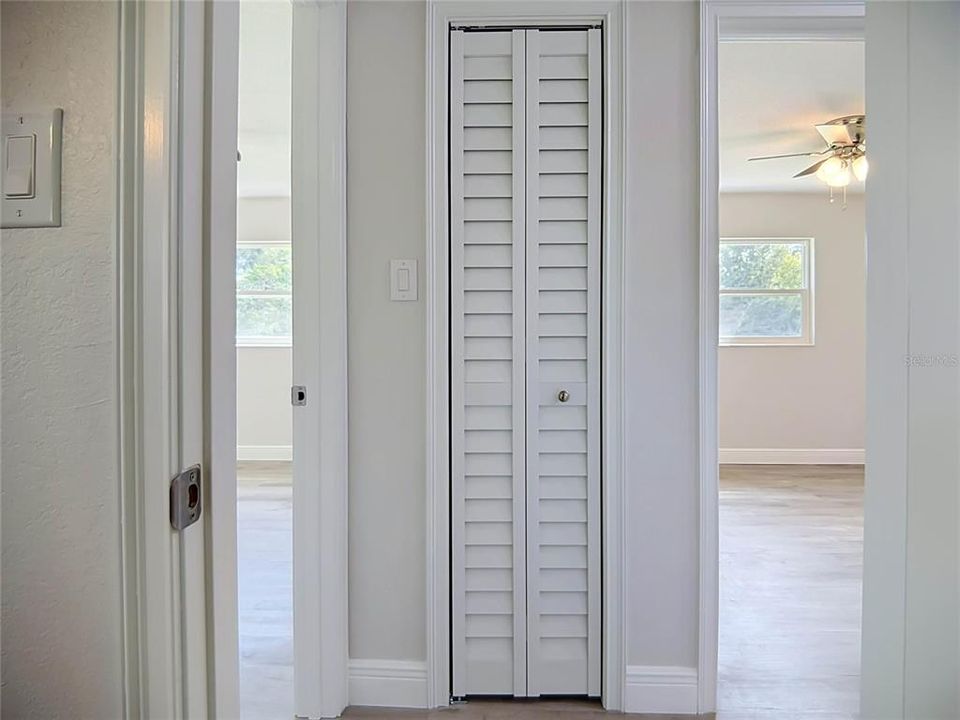 En Venta: $269,900 (3 camas, 2 baños, 1140 Pies cuadrados)