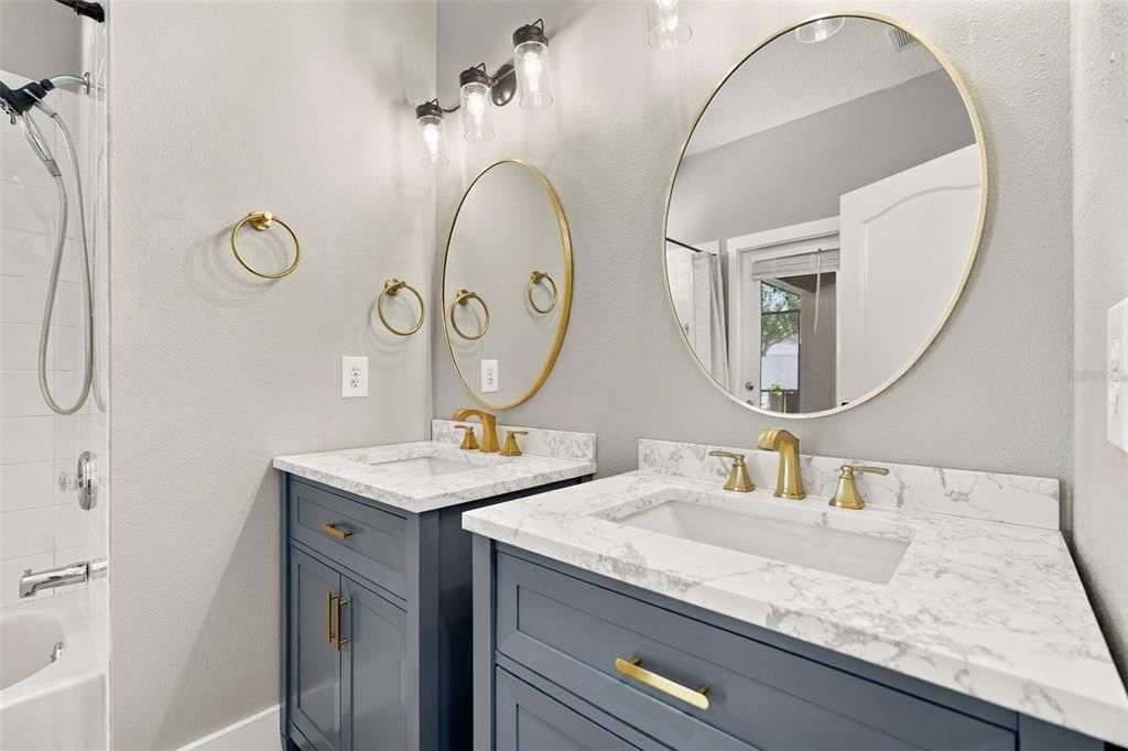 For Sale: $525,000 (4 beds, 2 baths, 2300 Square Feet)