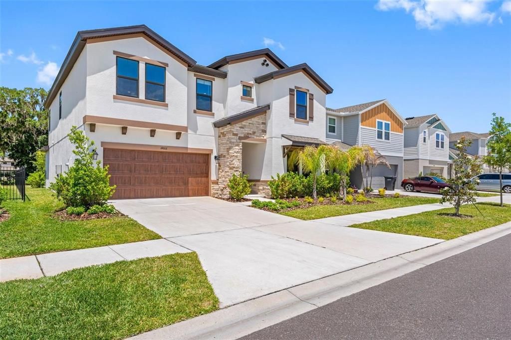 For Sale: $535,000 (5 beds, 3 baths, 3442 Square Feet)