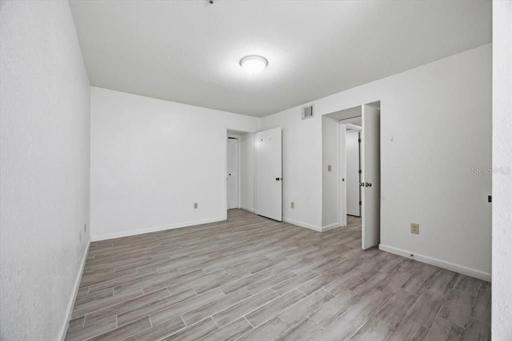 В аренду: $1,595 (2 спален, 2 ванн, 1140 Квадратных фут)