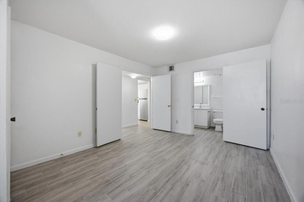 В аренду: $1,595 (2 спален, 2 ванн, 1140 Квадратных фут)