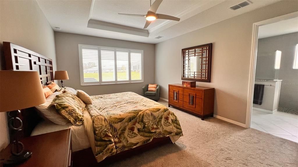 For Sale: $438,999 (3 beds, 3 baths, 2476 Square Feet)