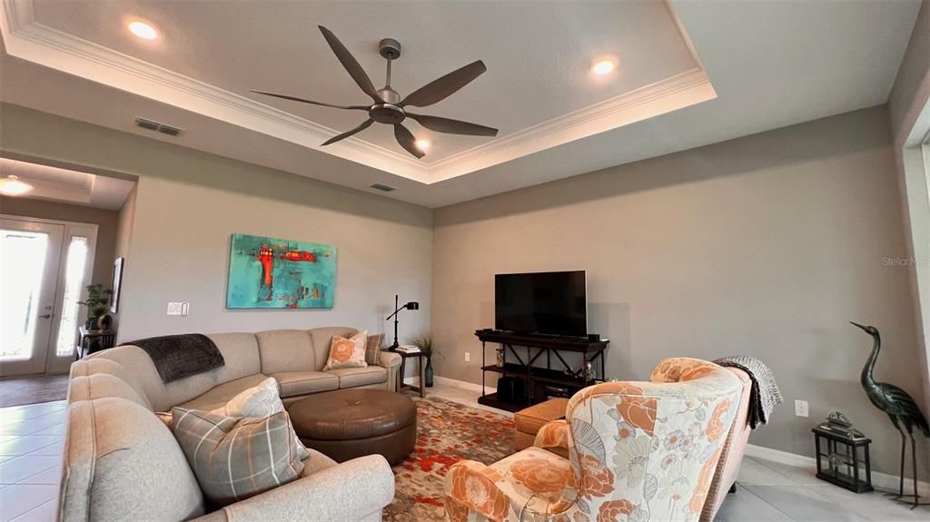 For Sale: $438,999 (3 beds, 3 baths, 2476 Square Feet)