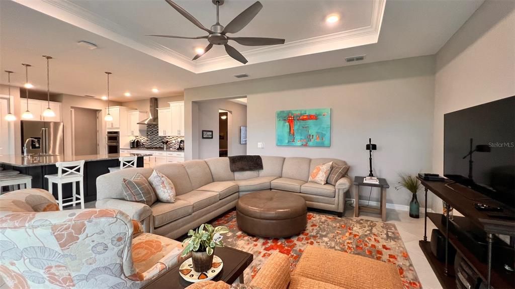 For Sale: $438,999 (3 beds, 3 baths, 2476 Square Feet)