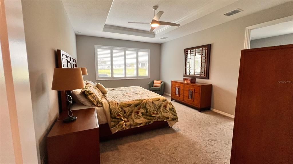 For Sale: $438,999 (3 beds, 3 baths, 2476 Square Feet)