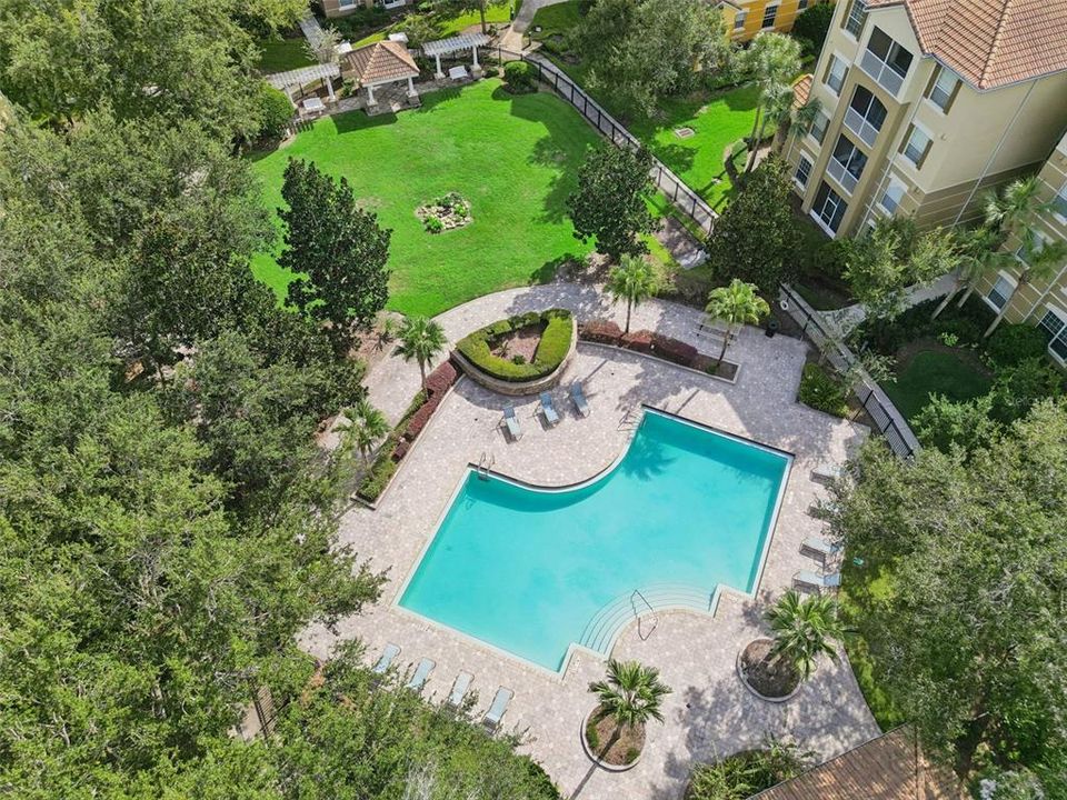 На продажу: $172,000 (2 спален, 2 ванн, 1112 Квадратных фут)
