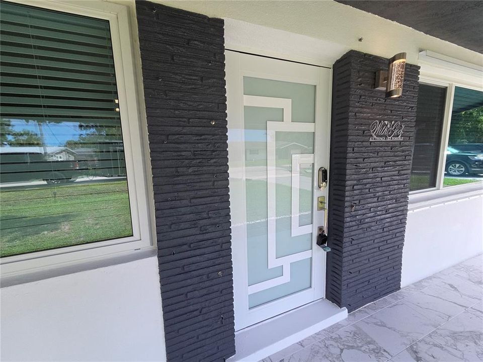 En Venta: $399,900 (4 camas, 2 baños, 1187 Pies cuadrados)