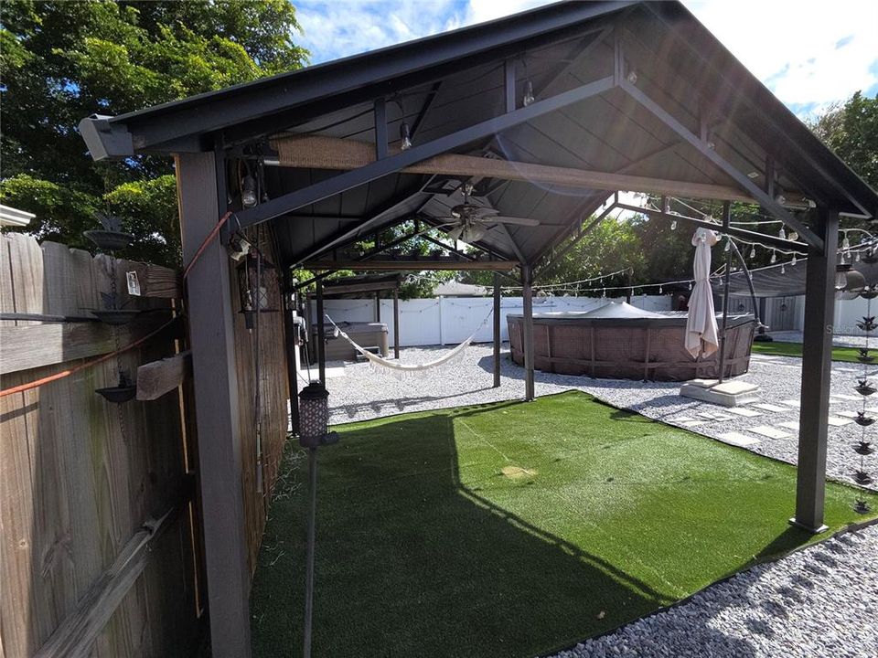 En Venta: $399,900 (4 camas, 2 baños, 1187 Pies cuadrados)